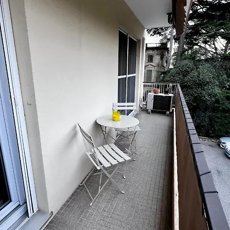 Riviera - 2 Chambres, Balcons, Parking - Vallauris
